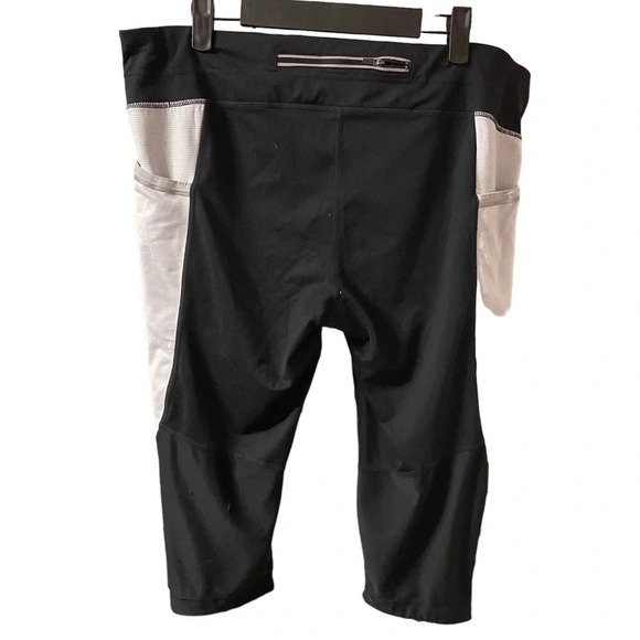 ATHLETA BE FREE KNICKER CROP LEGGINGS - Picture 3 of 7